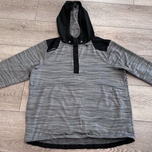 Zero Restriction Hoodie Mens XL Gray Black Golf Sweater Athletic Casual Sporty